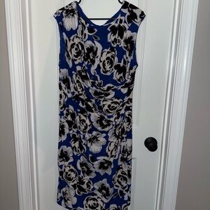 Chic Blue and Black Floral Midi Dress